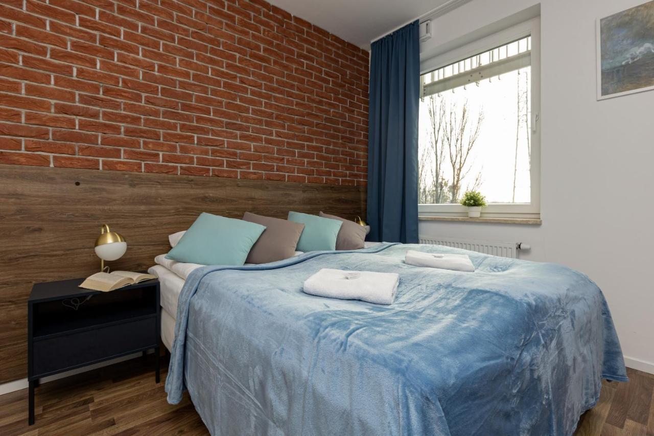 Stacja Wola With Parking By Renters Lägenhet